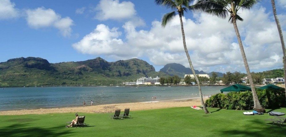 9 Hawaiian Beaches You Just Can't Miss