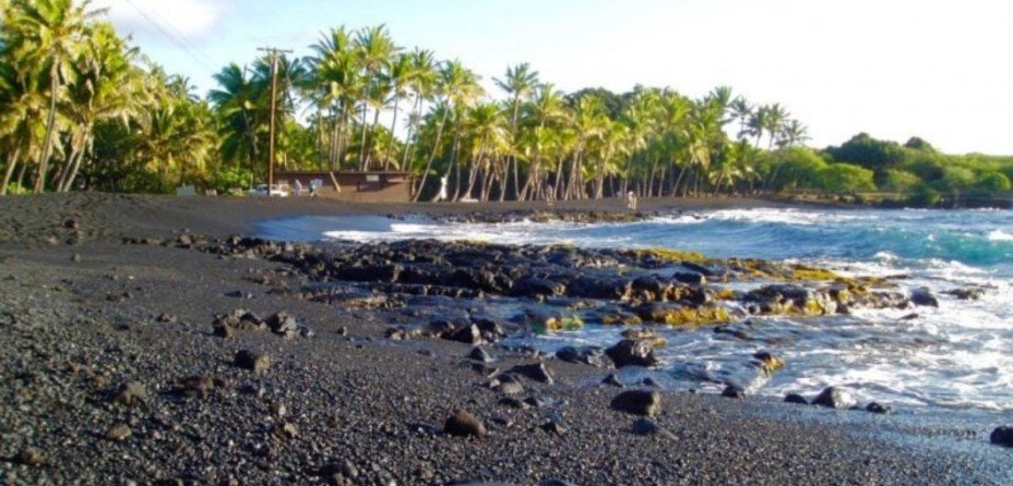 9 Hawaiian Beaches You Just Can't Miss