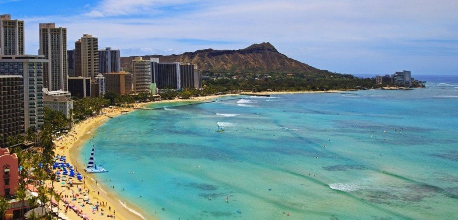 9 Hawaiian Beaches You Just Can't Miss